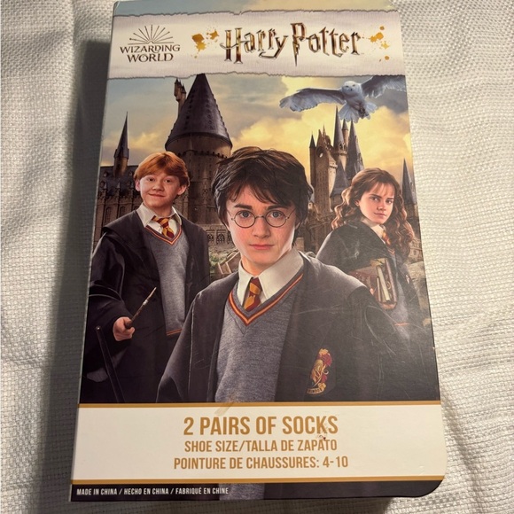 Warner Bros. Other - 2/$30 Harry Potter box set 2 pairs of socks. Sz 4-10 cream  & pair burgundy